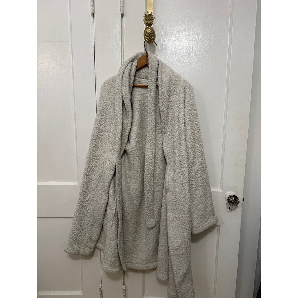 Ulta women’s size large – XL bathrobe